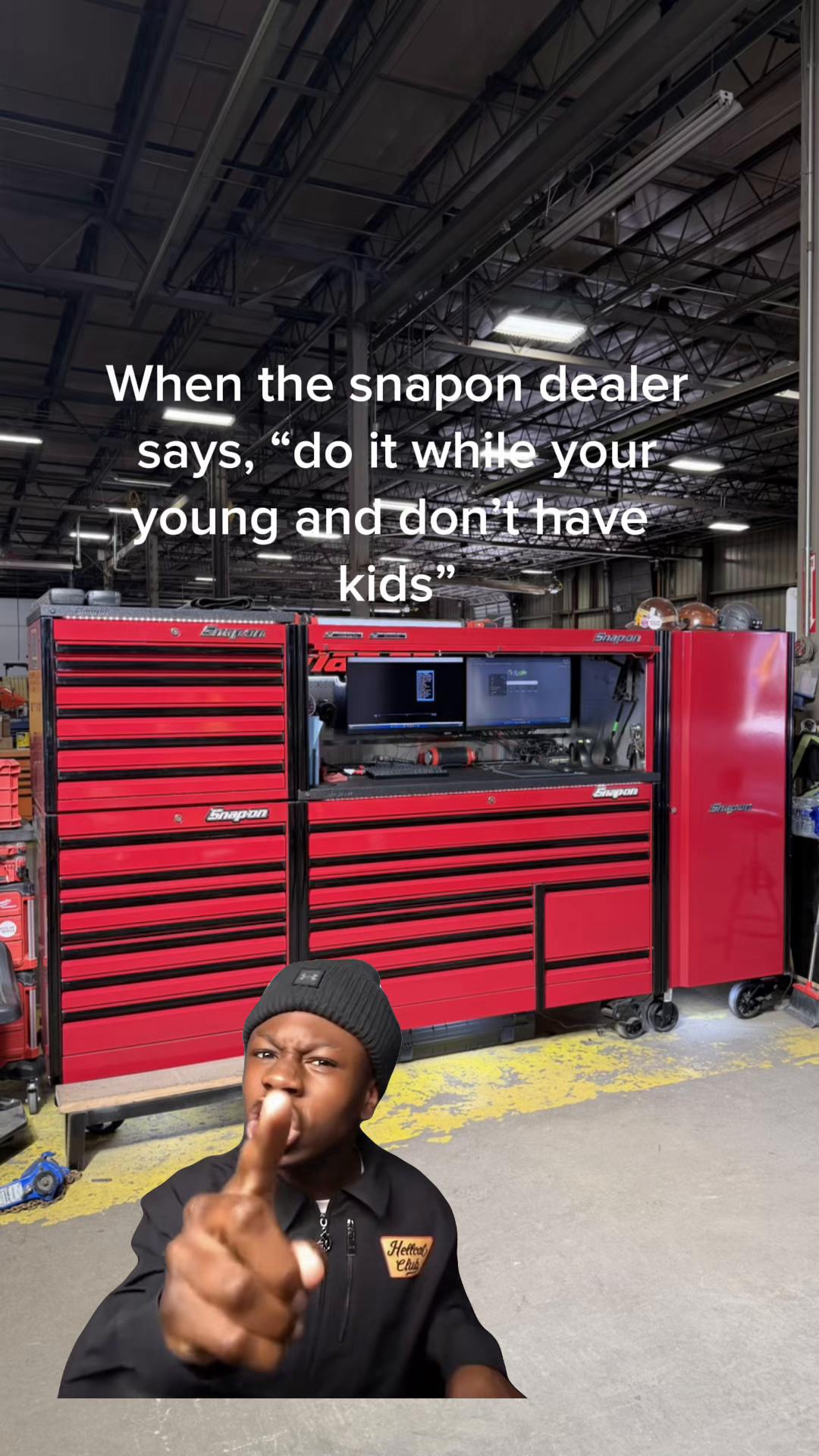 @aronroblesss