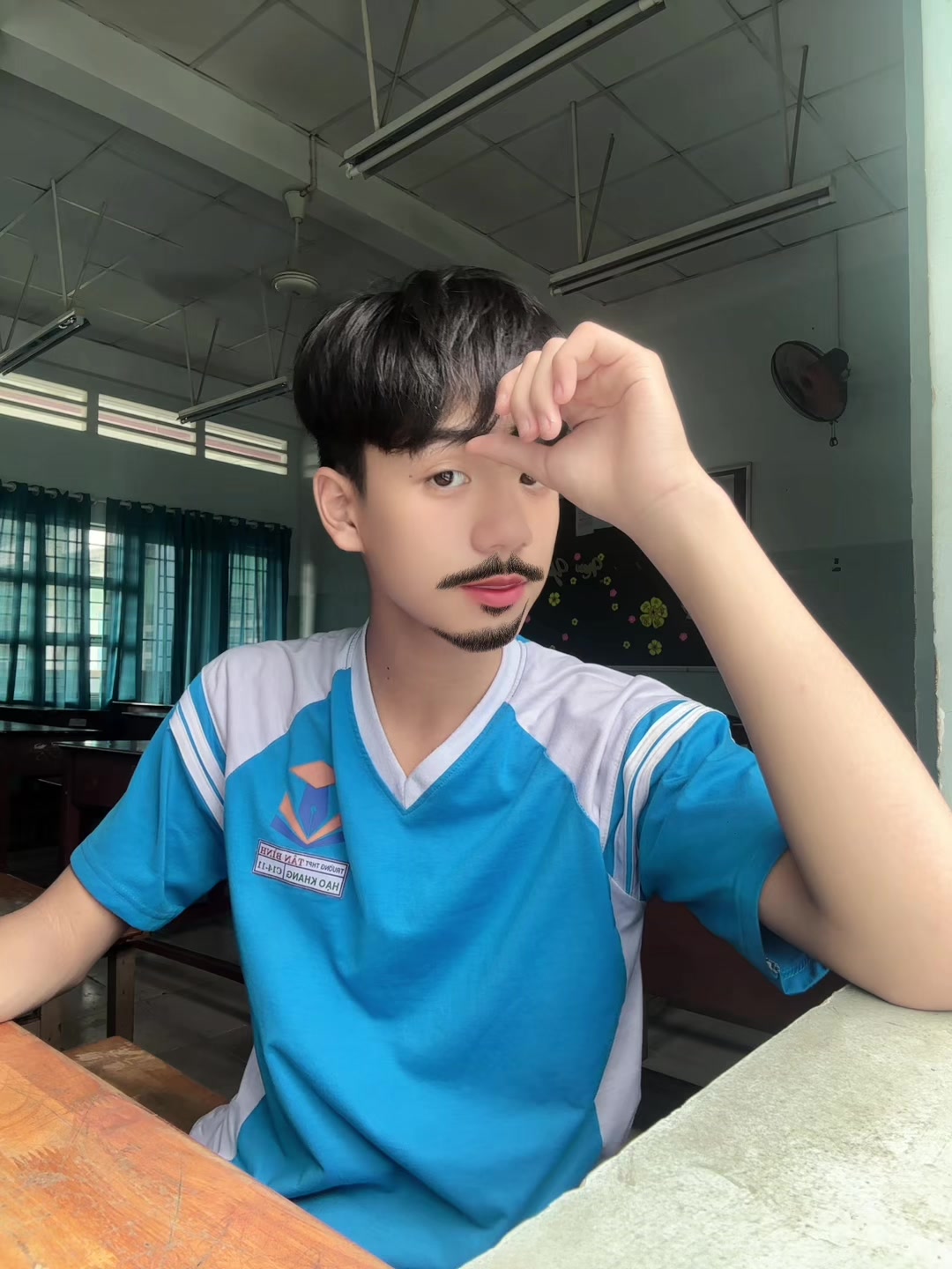 @Huỳnh Hạo Khang