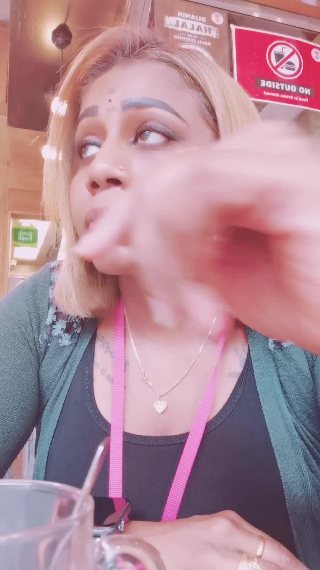 @priya_priya082