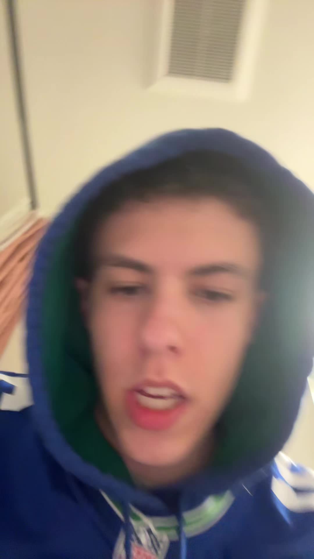 @Beige27