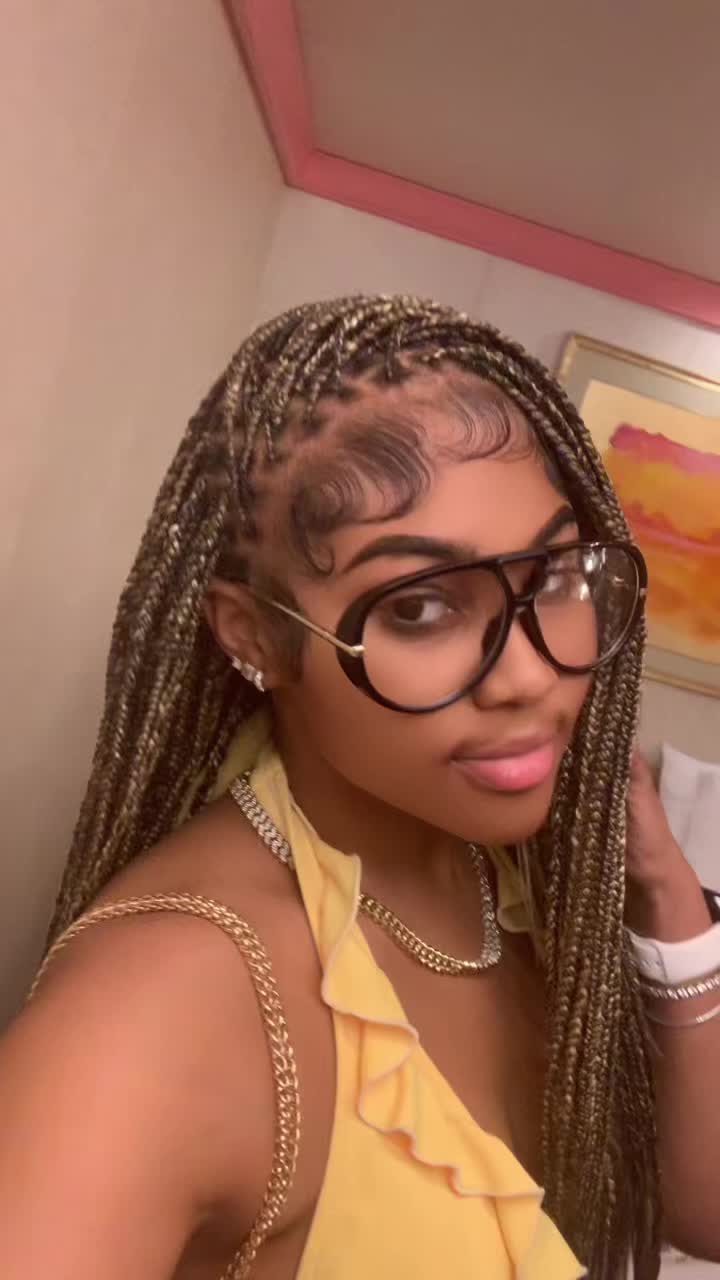@lilpeanuttyy