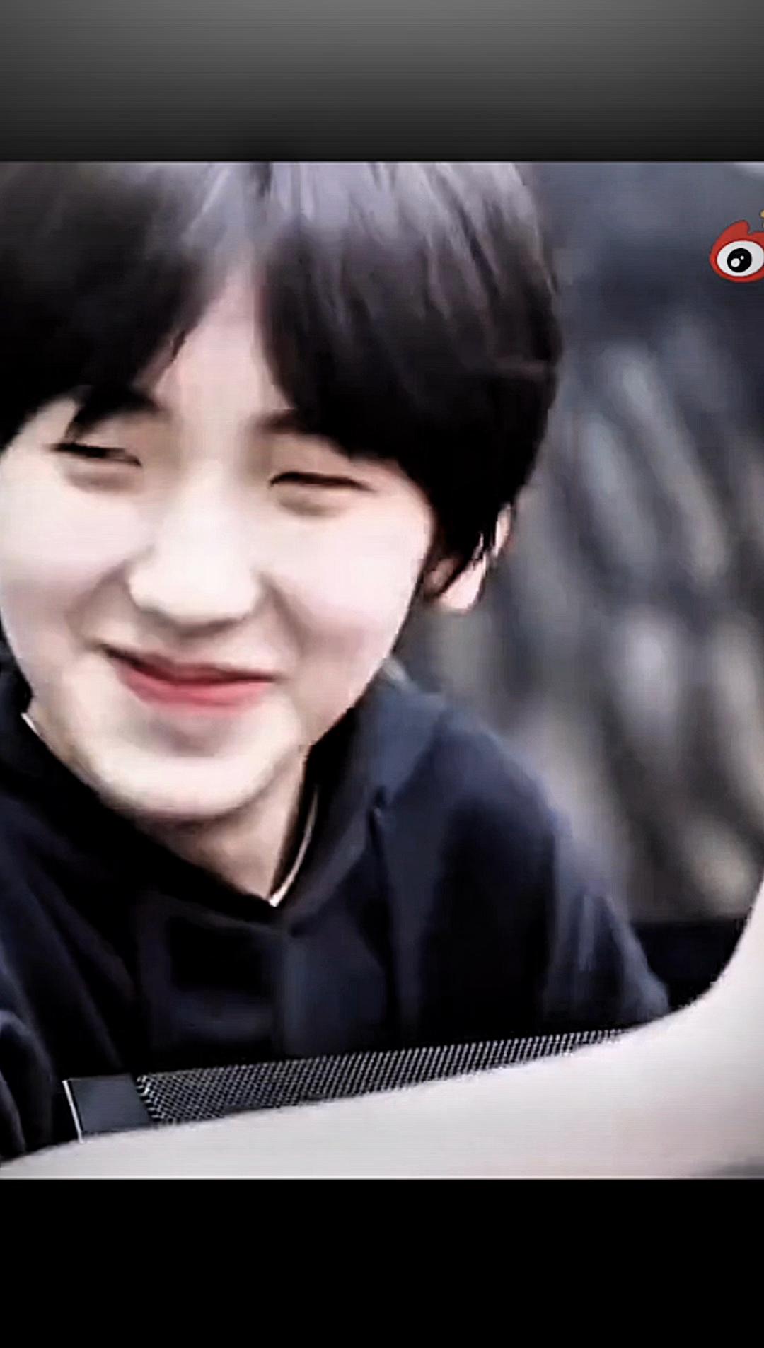 @奇|&bull;𝒒𝒊𝒉𝒂𝒏⋆˚𝜗𝜚˚⋆