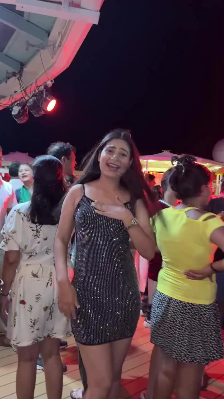 @Aj_Malika011