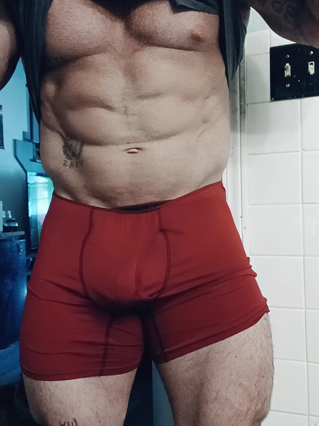 @Flesh_artist_1985