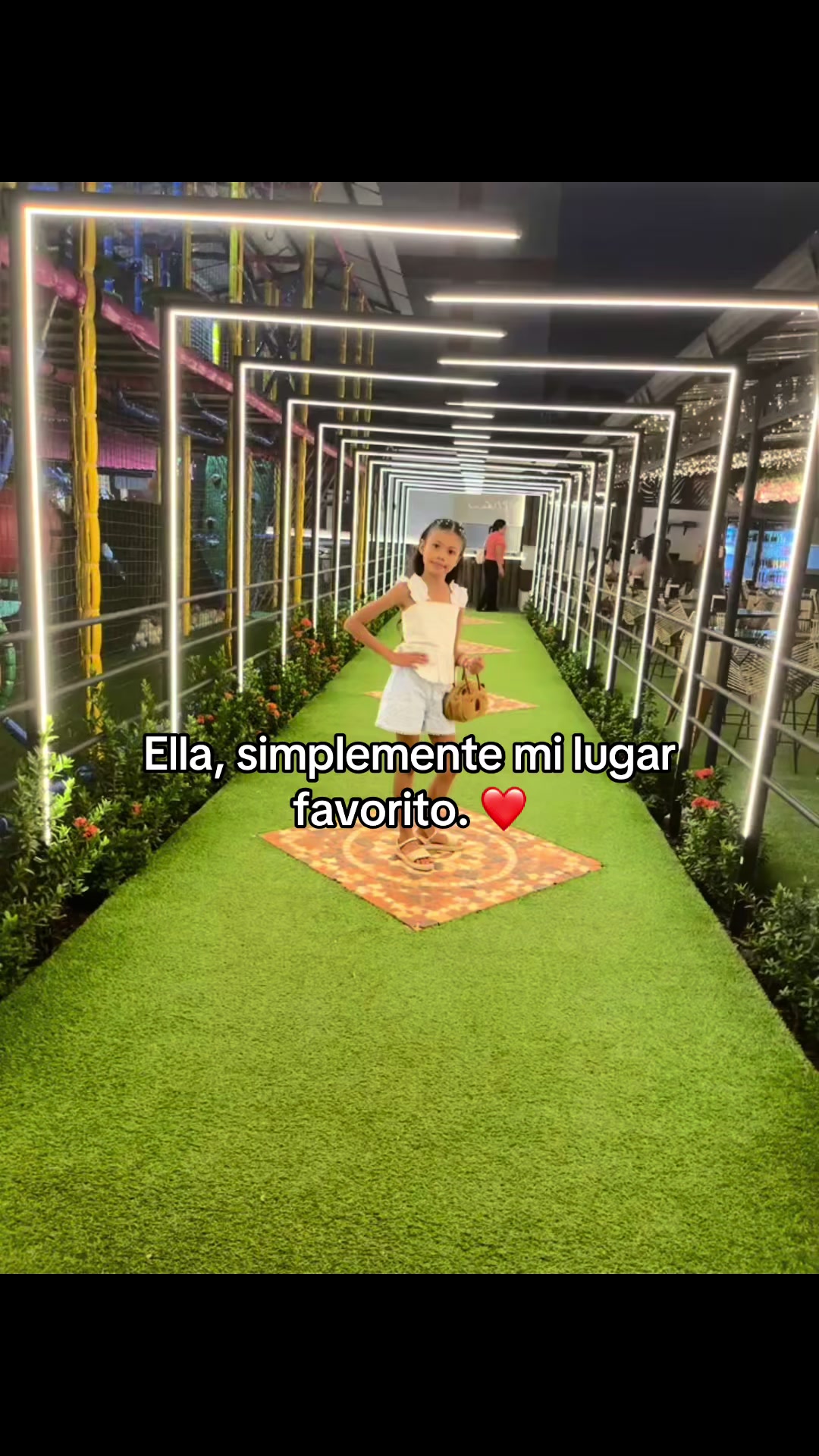 @Clara Lopez Barragan