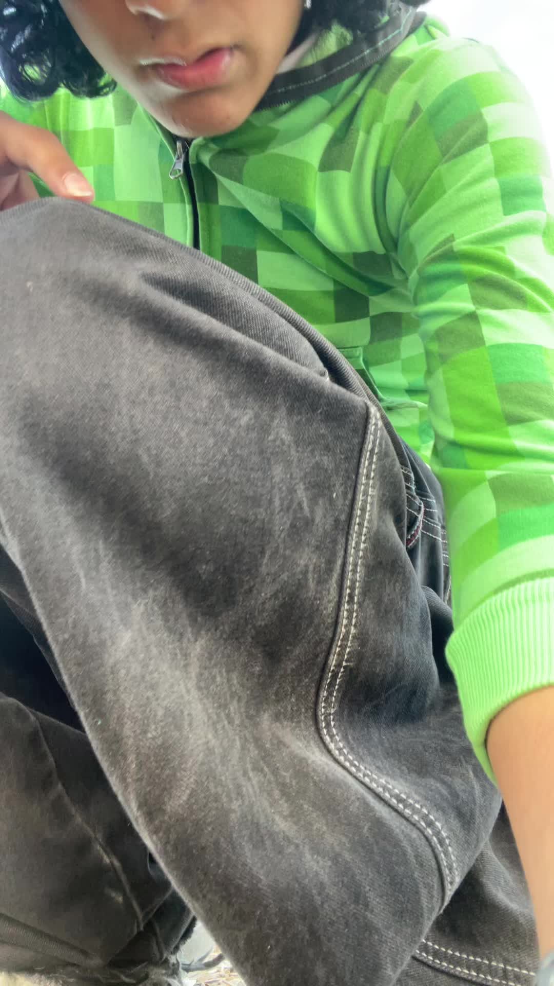 @🦈
