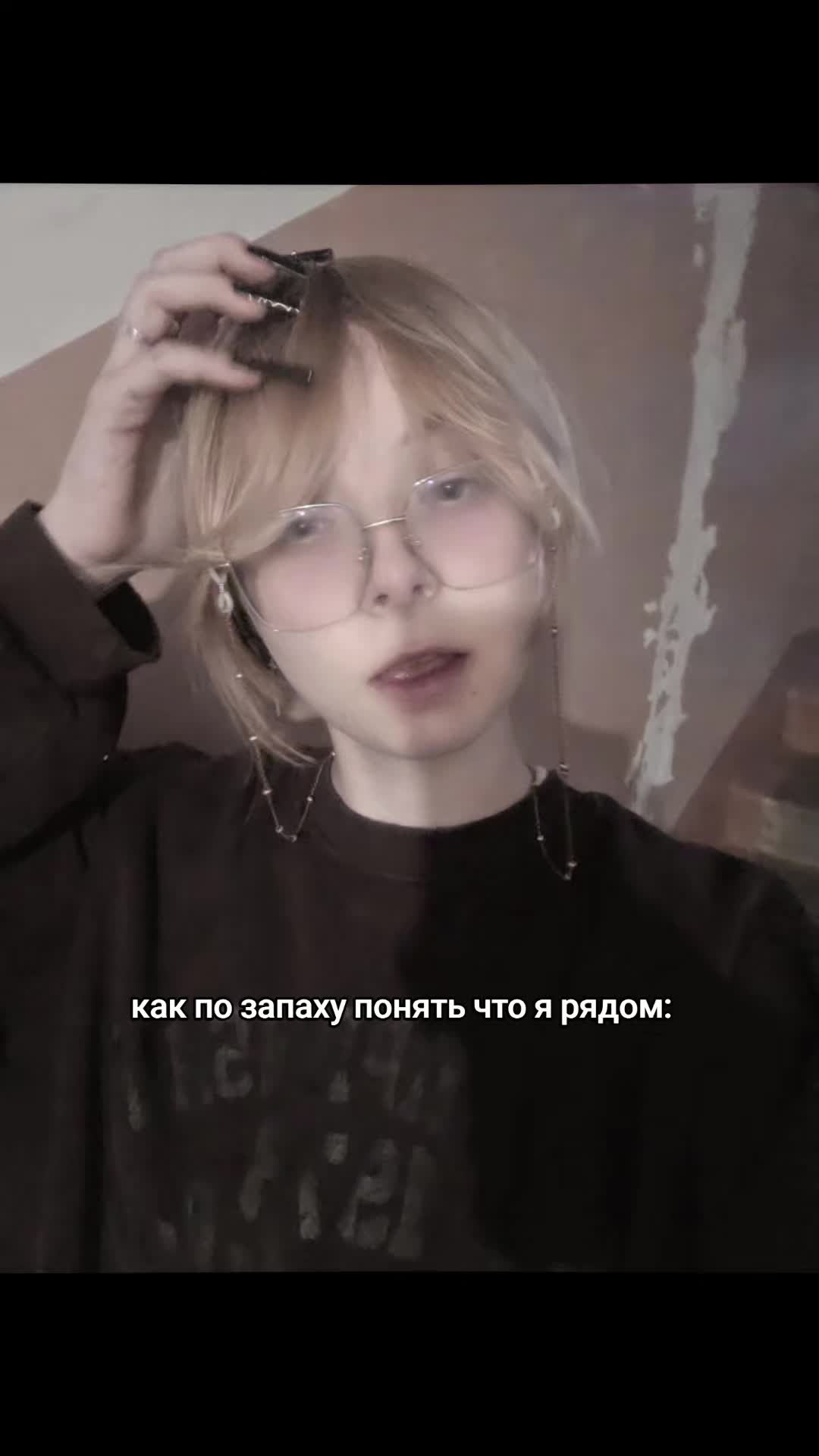 @.@
