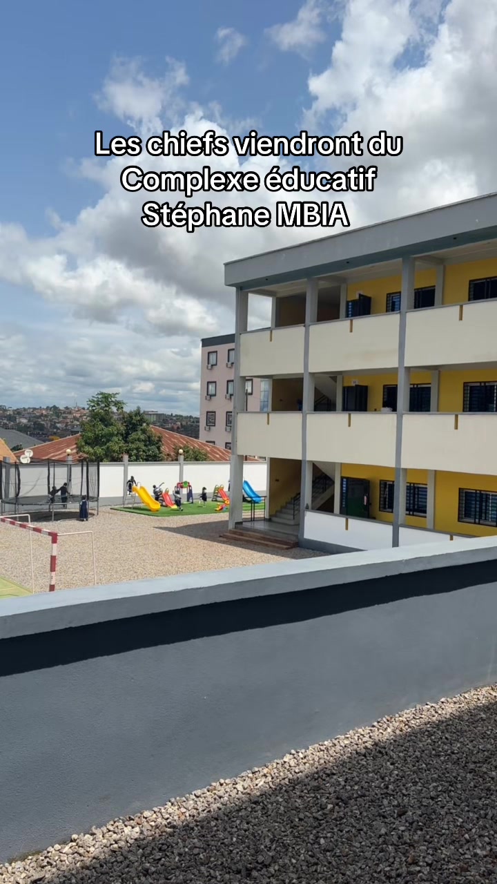 @Complex.Educ.Stephane Mbia