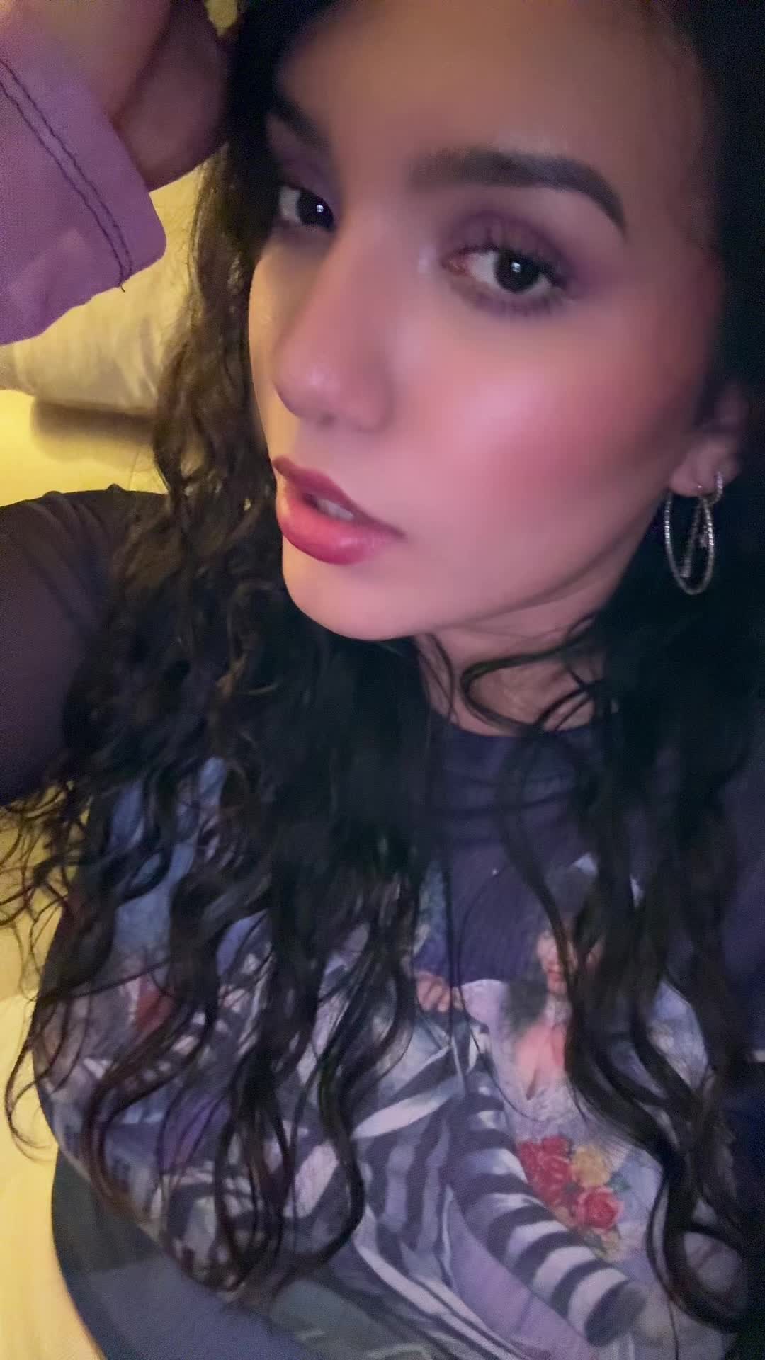 @Alwaysscarlette