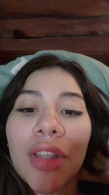 @oohlastella