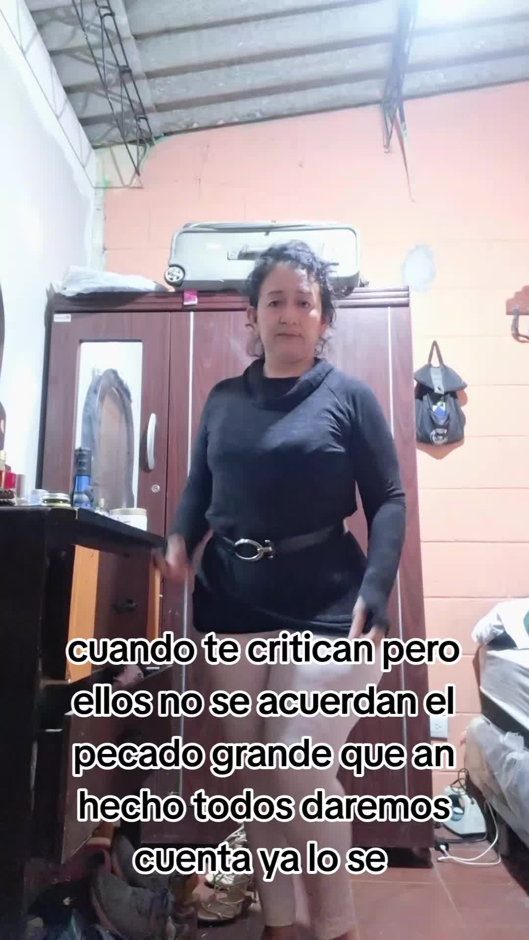 @LUCIA ALVALLERO