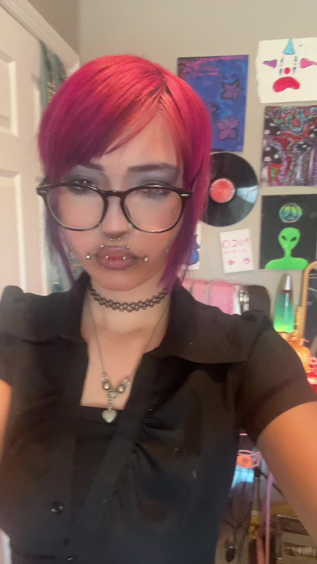 @twinkletoez28