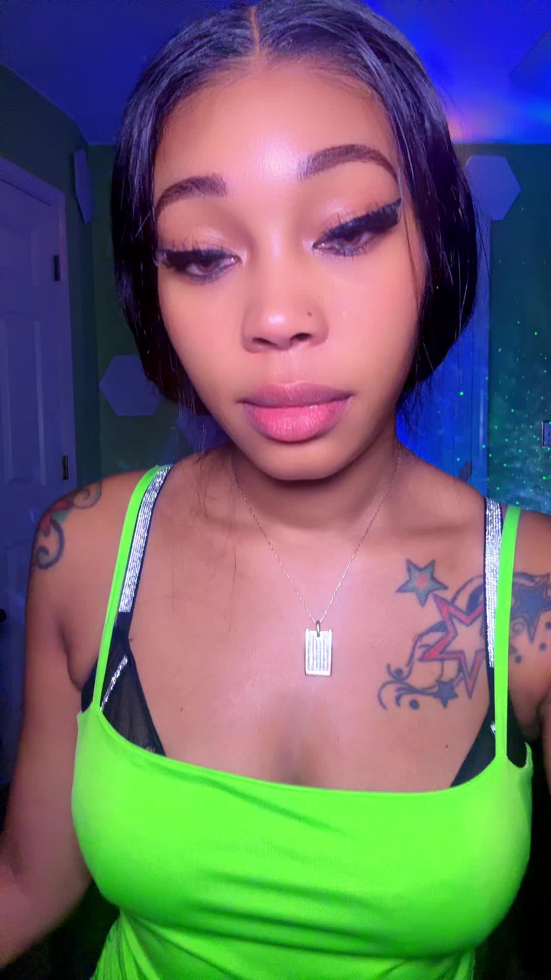 @Cami💕💚