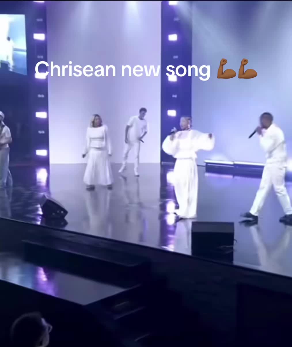 @moclipz 🤏🏾🔥