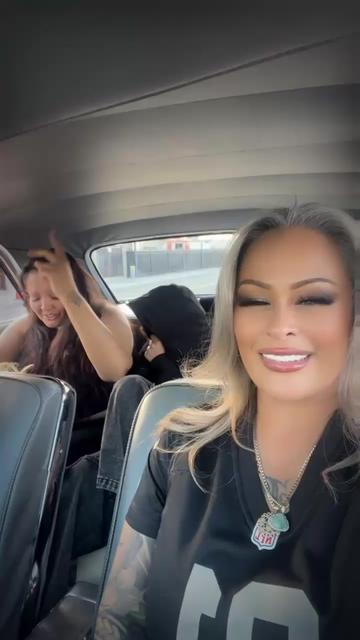 @luvmuneca