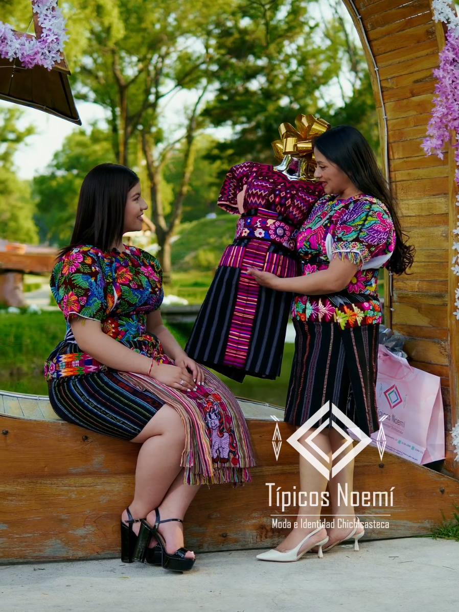 @Típicos Noemí