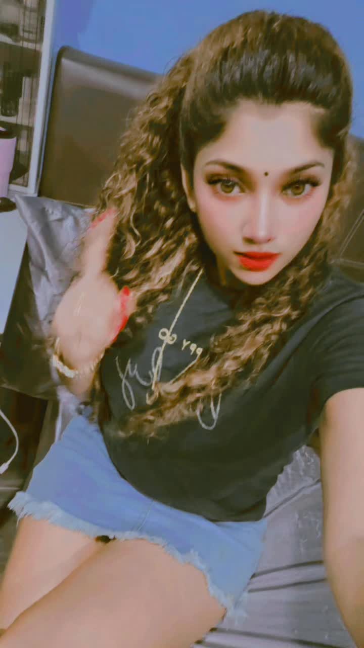 @Marykavitha_28 &hearts;️🖤