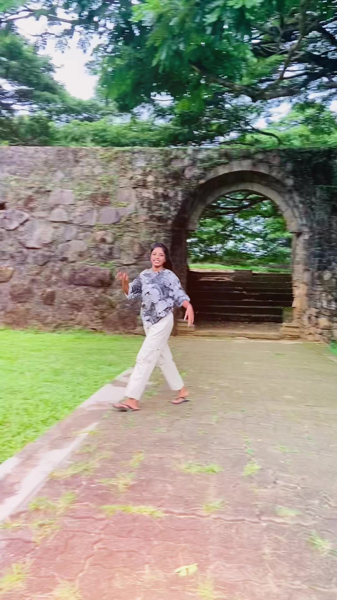 @""ටෙඩී gril "" තරූ දොණී 🔗🤍