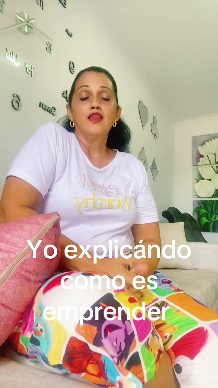 @LuzMovilla