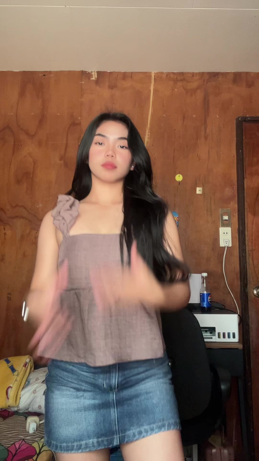 @️
