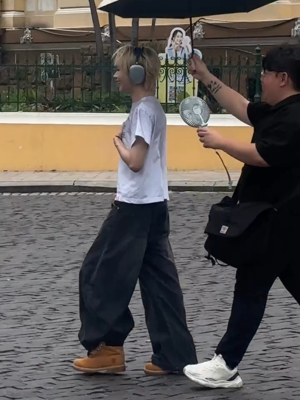 @𝐄𝐮𝐧𝐁𝐢𝐧𝐢𝐞.