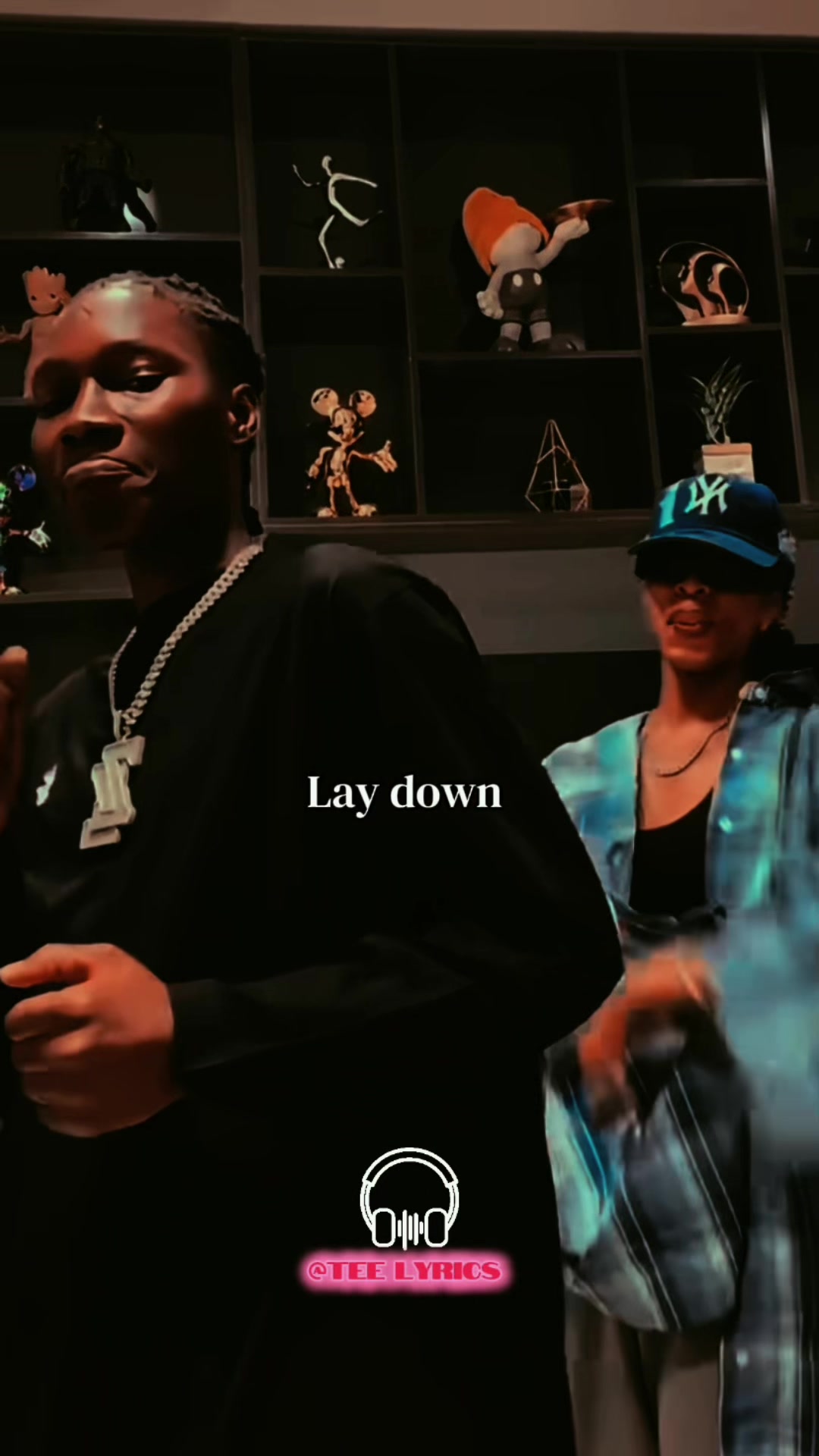 @Tee lyrics