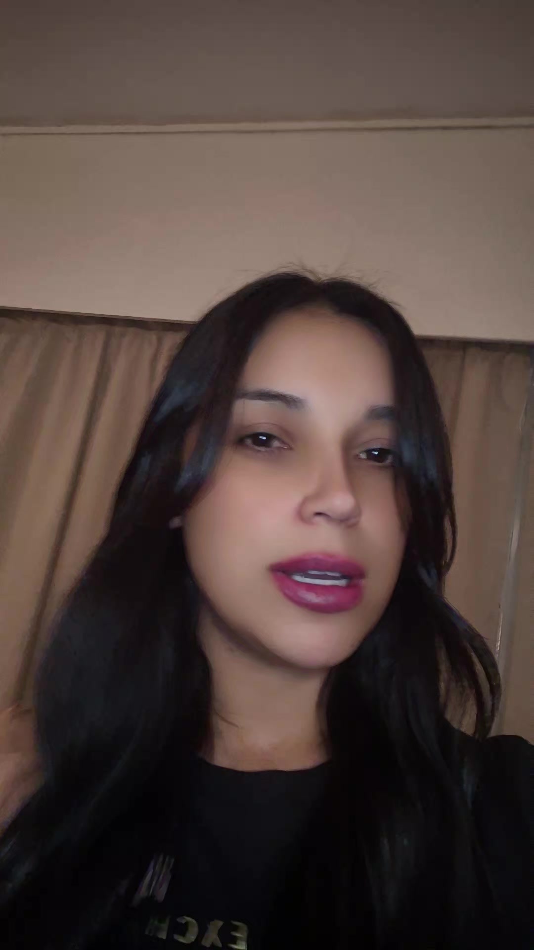 @Valeria Lapeira ๐บ๐พ