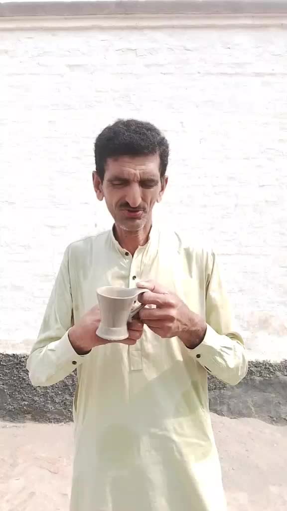 @m Khalid Abbas