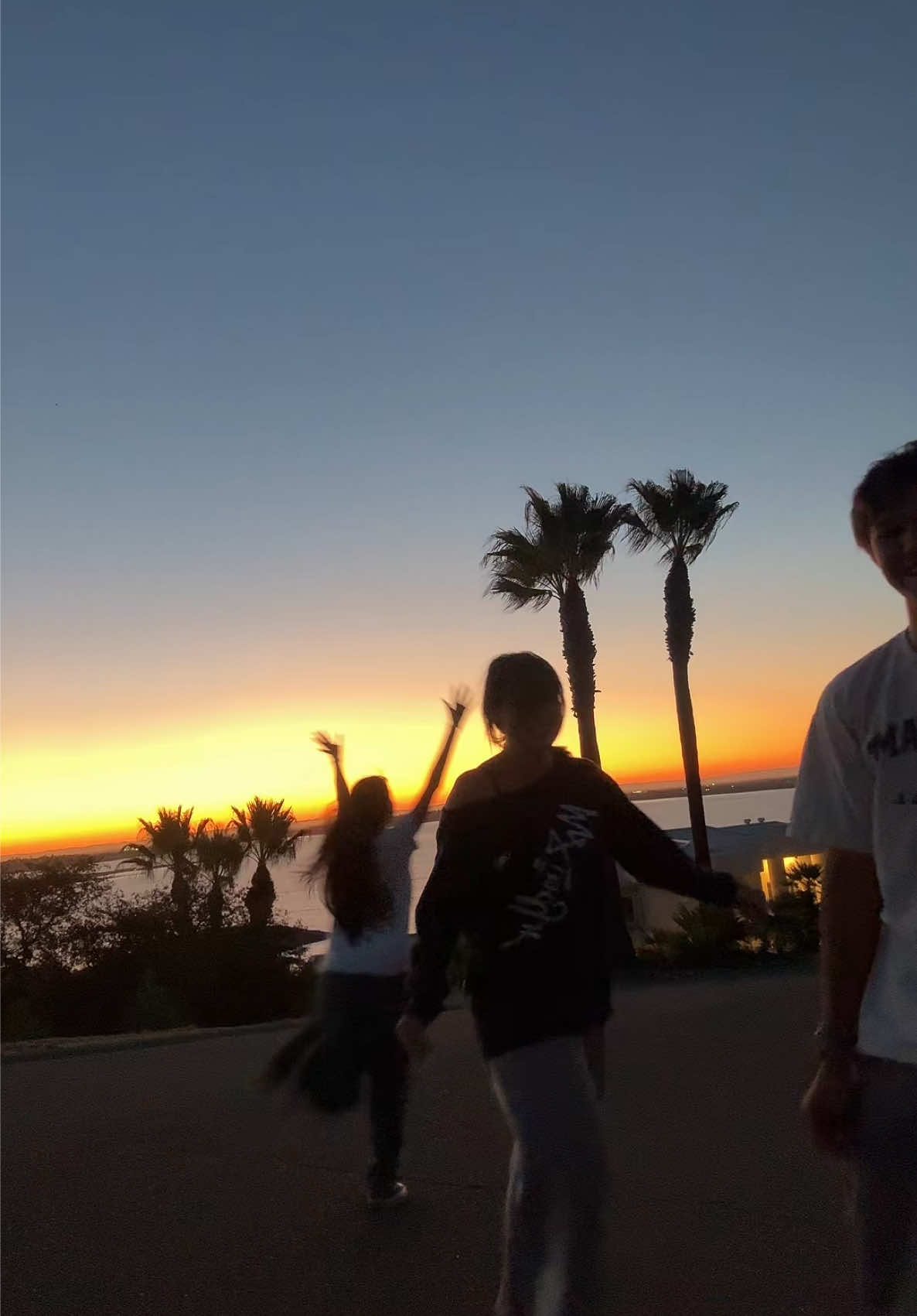 @hana