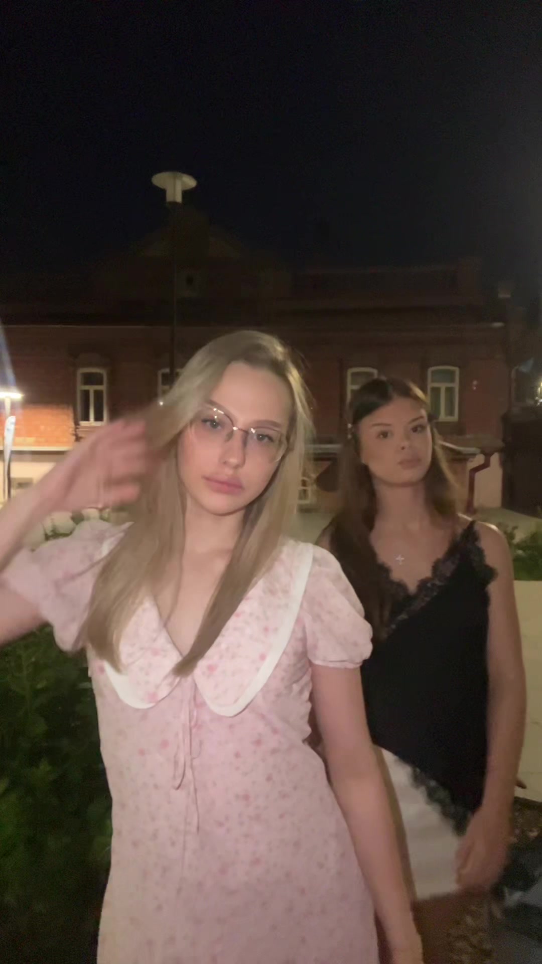 @В.