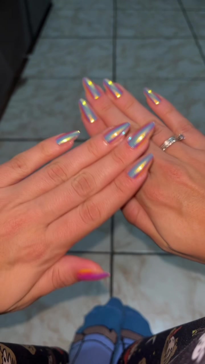 @fefê ·͜·