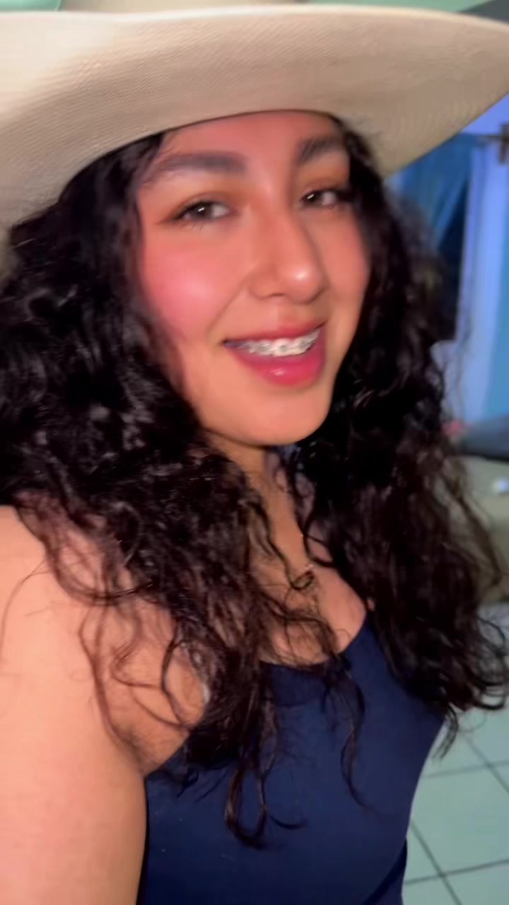 @Andrea Aguiñiga