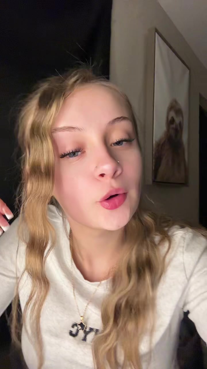 @itssmeavaa2
