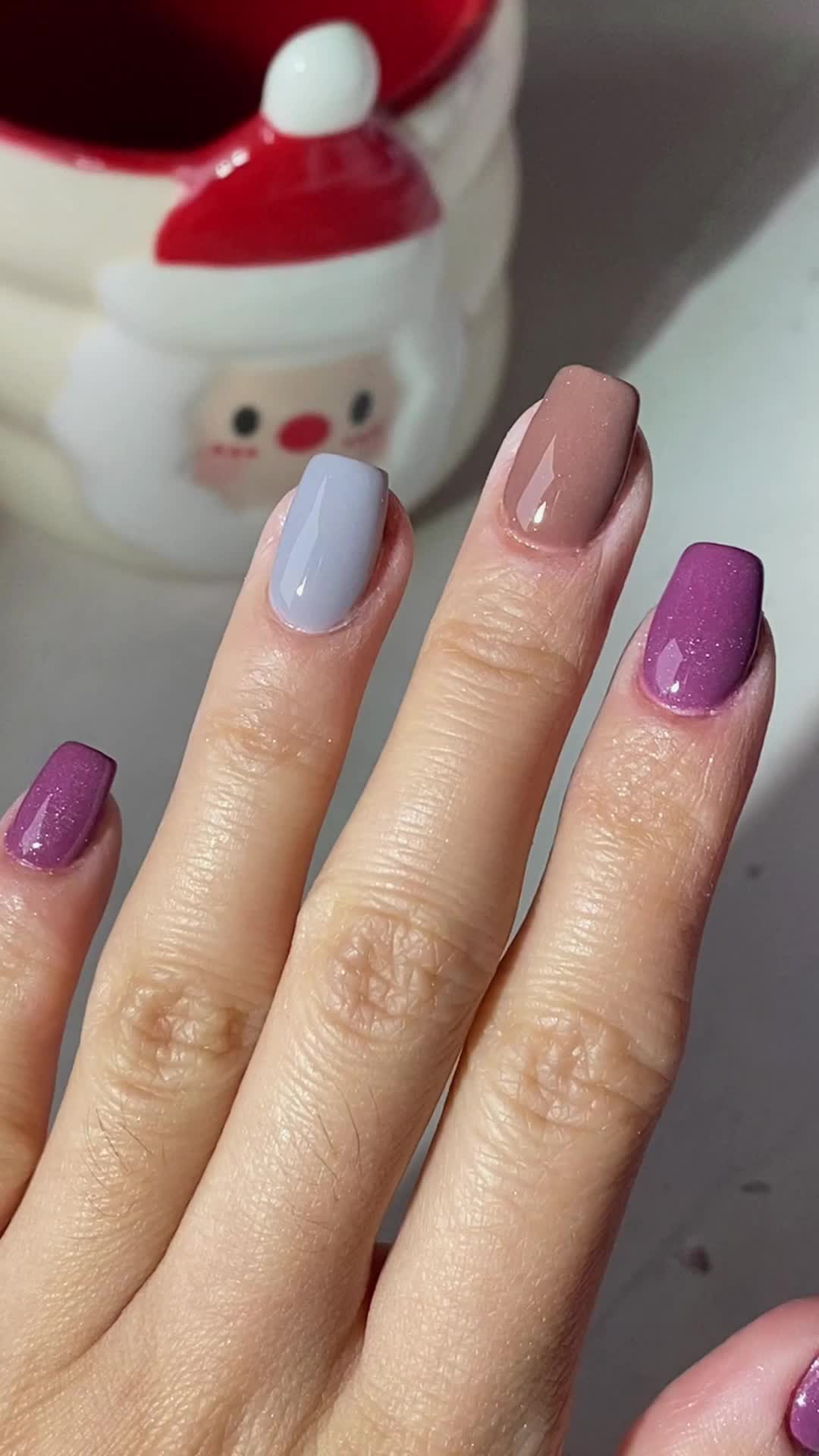 @Sharon_dipnails