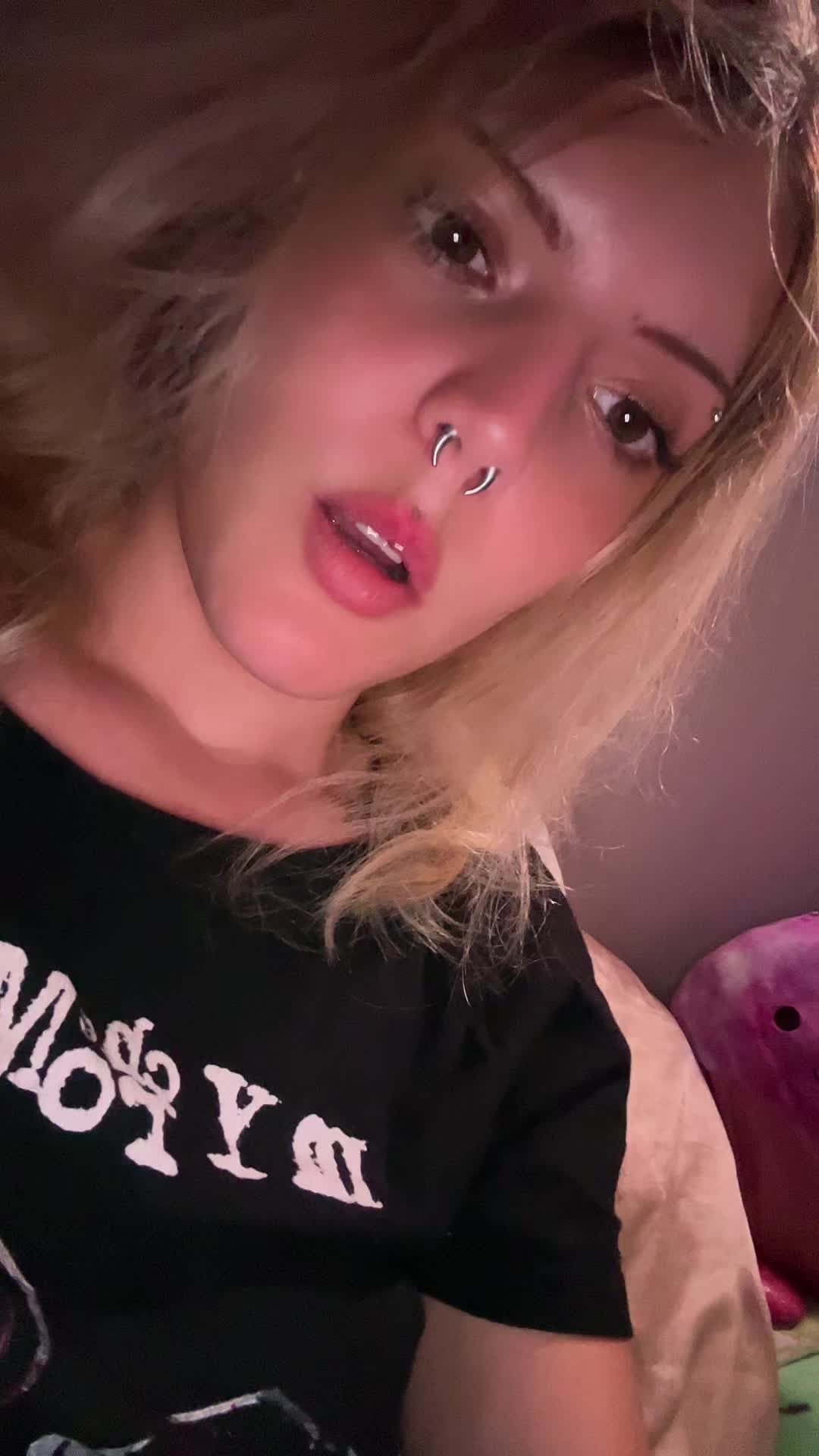 @Zoe
