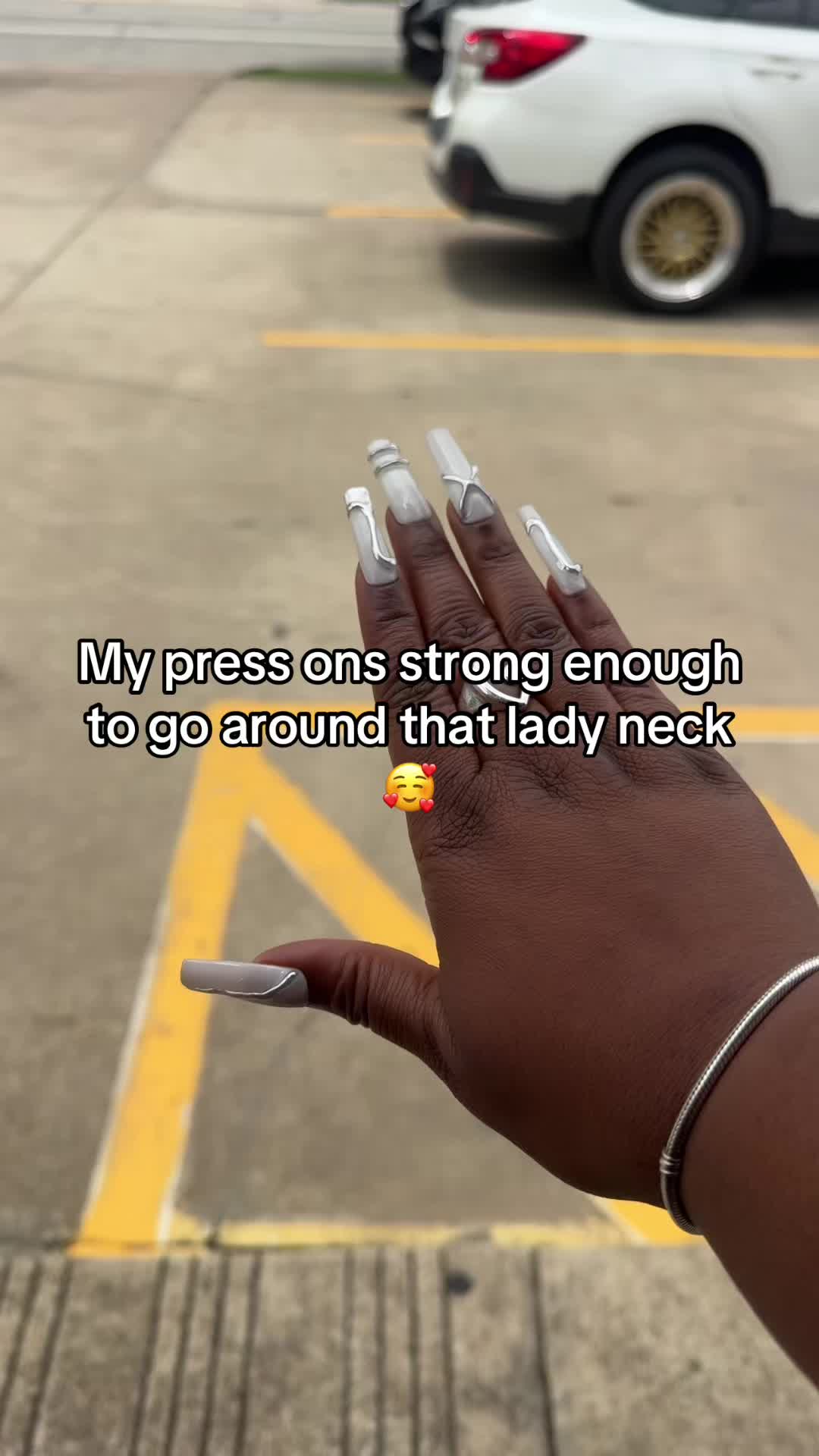 @wherebebe