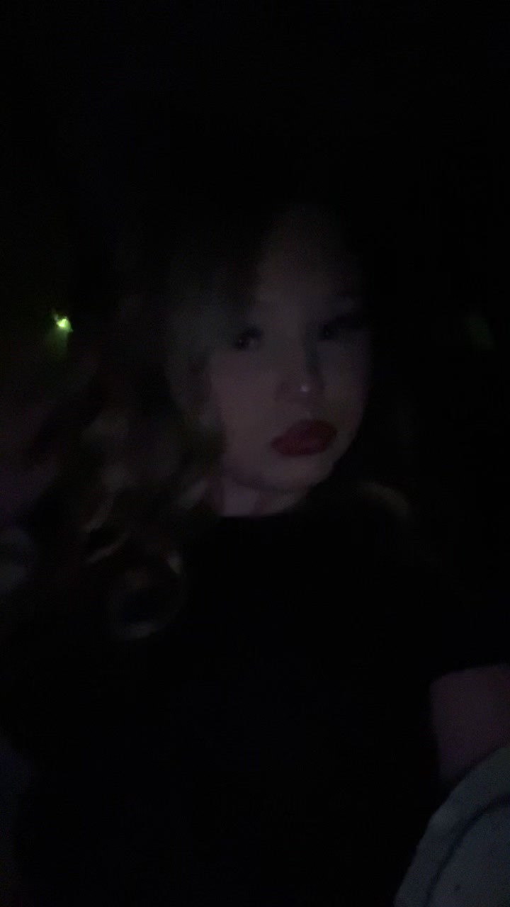 @𝒯𝒶𝓎♕