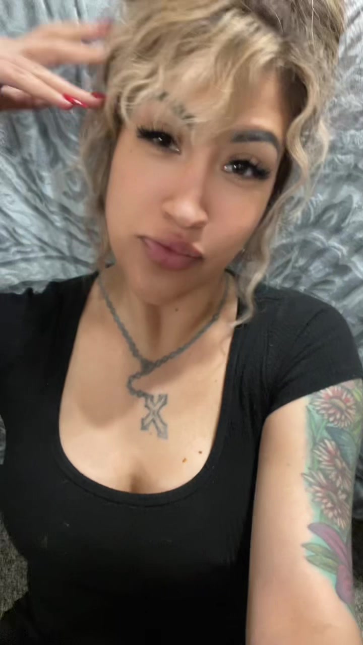@Ashleyy Marie