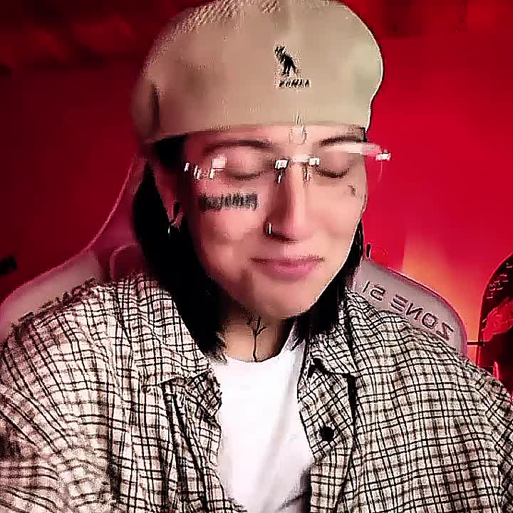 @Кисуля