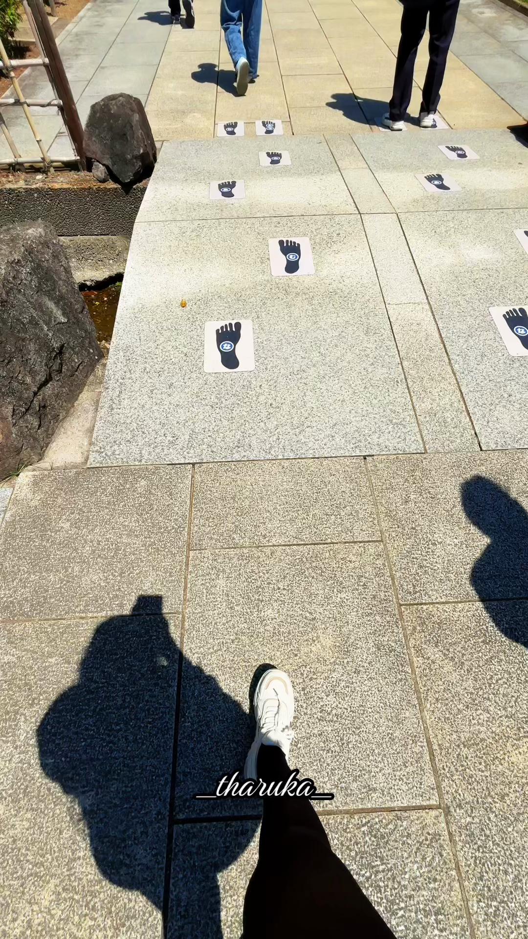 @꧁☬𝓣𝓱𝓪𝓻𝓾𝓴𝓪🇱🇰❤️🇯🇵 ☬꧂