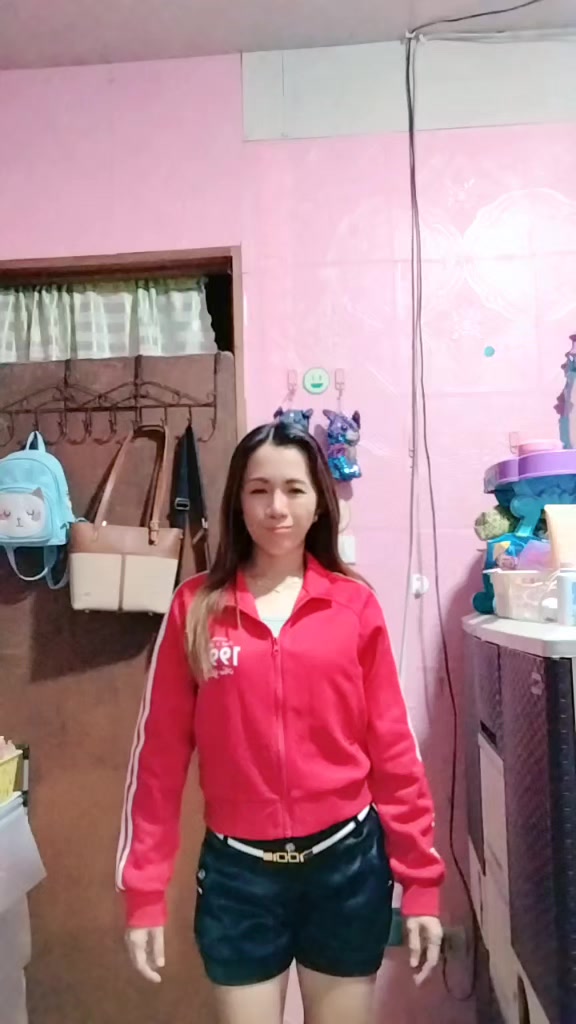 @JOANNGWAPA