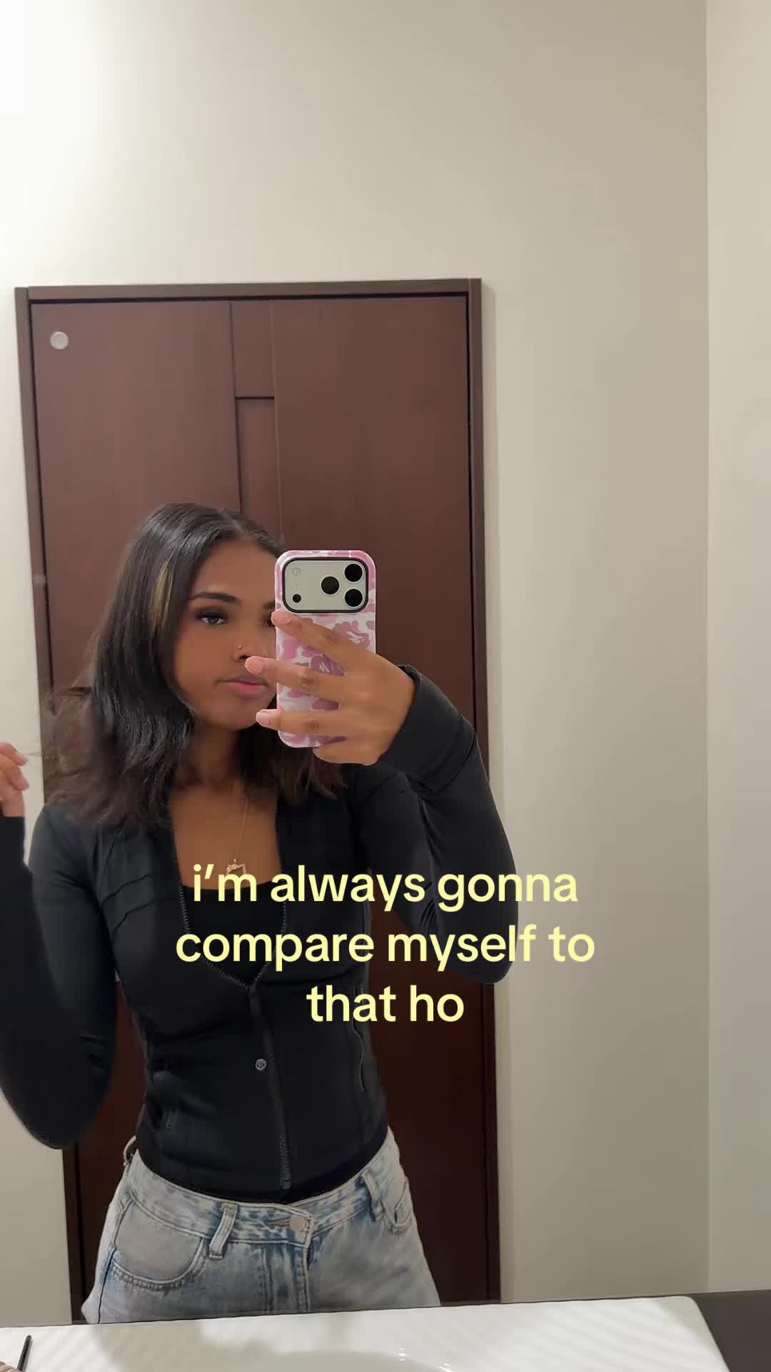 @♛
