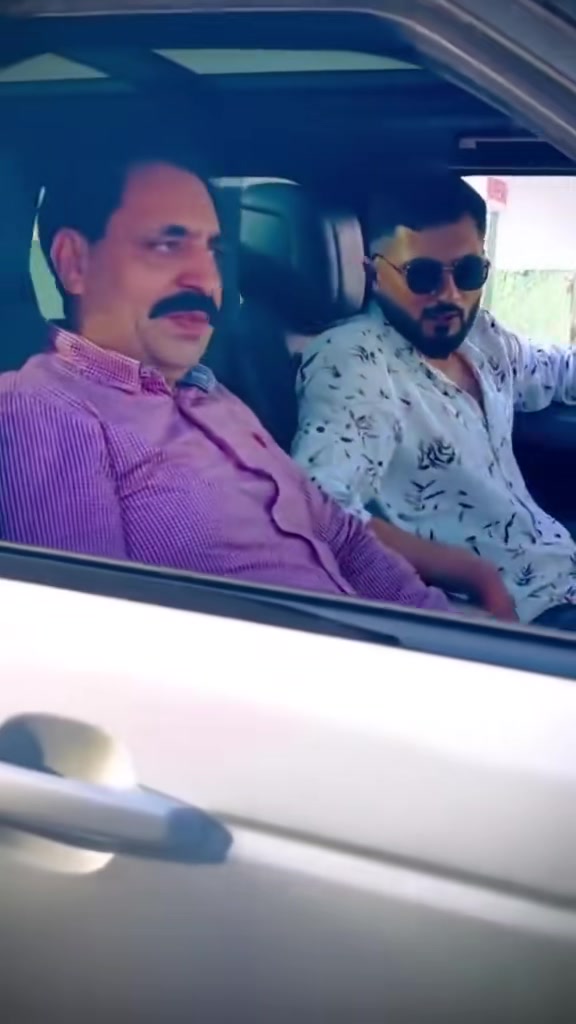 @شانی گجر🇪🇸