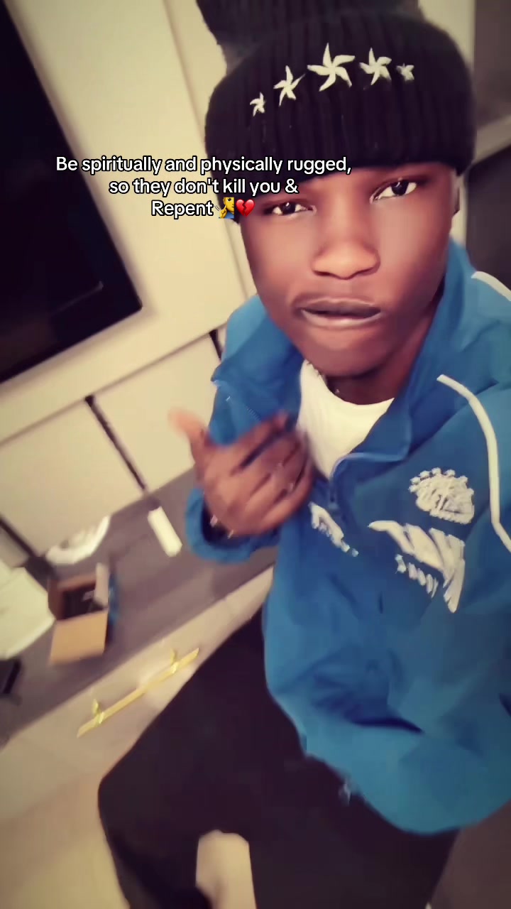 @Chukwusom🌴🦅