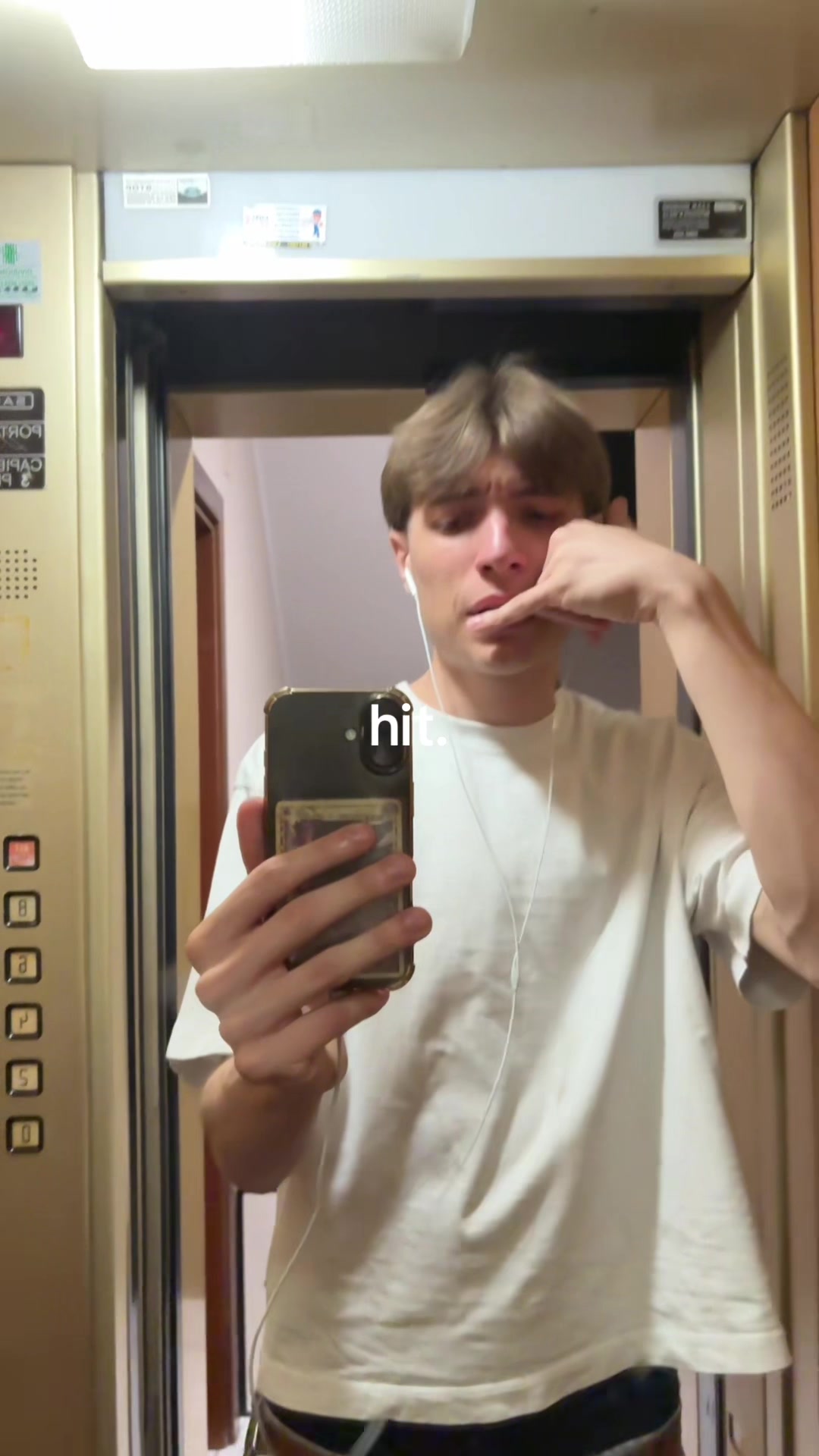 @Reskyu