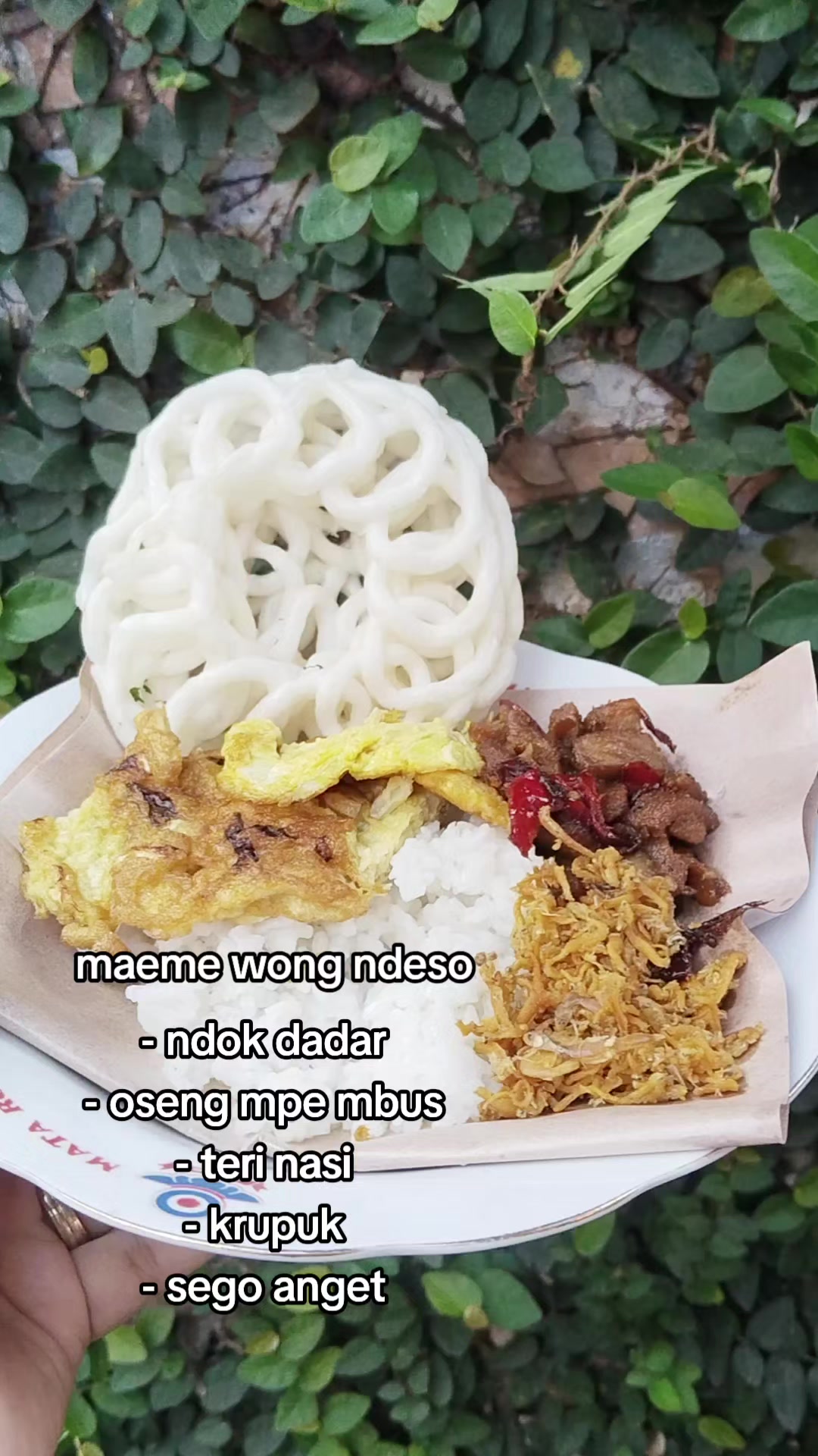 @momsreefa