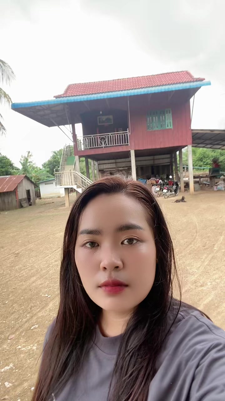 @ចែរ៉ឹម សាឡន9999💜🎉🎁