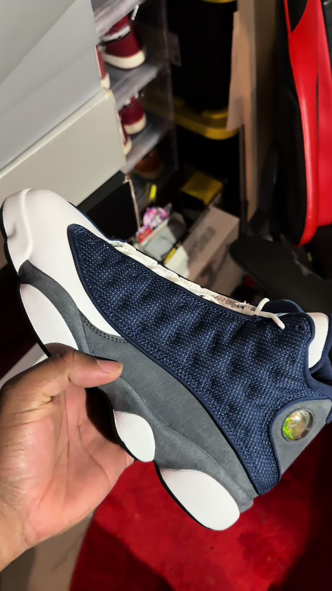 @sneakersundaii