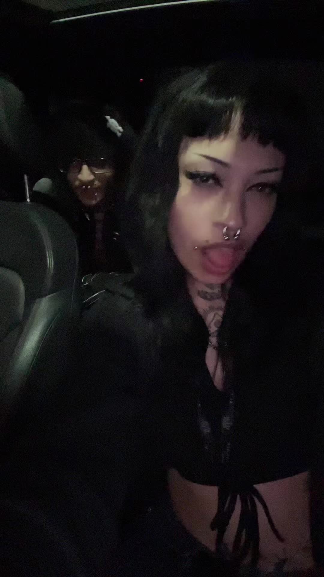 @Z 🦴