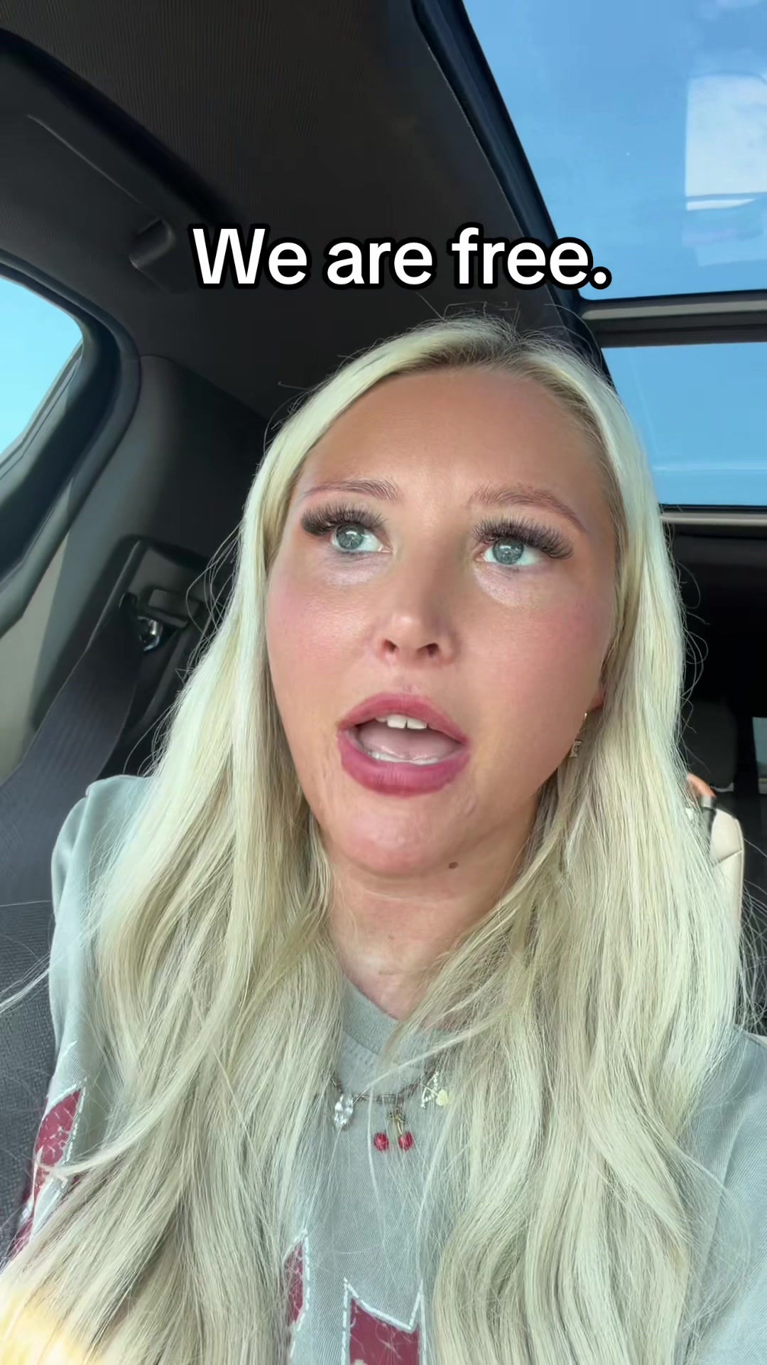 @Christian Nicole ๐